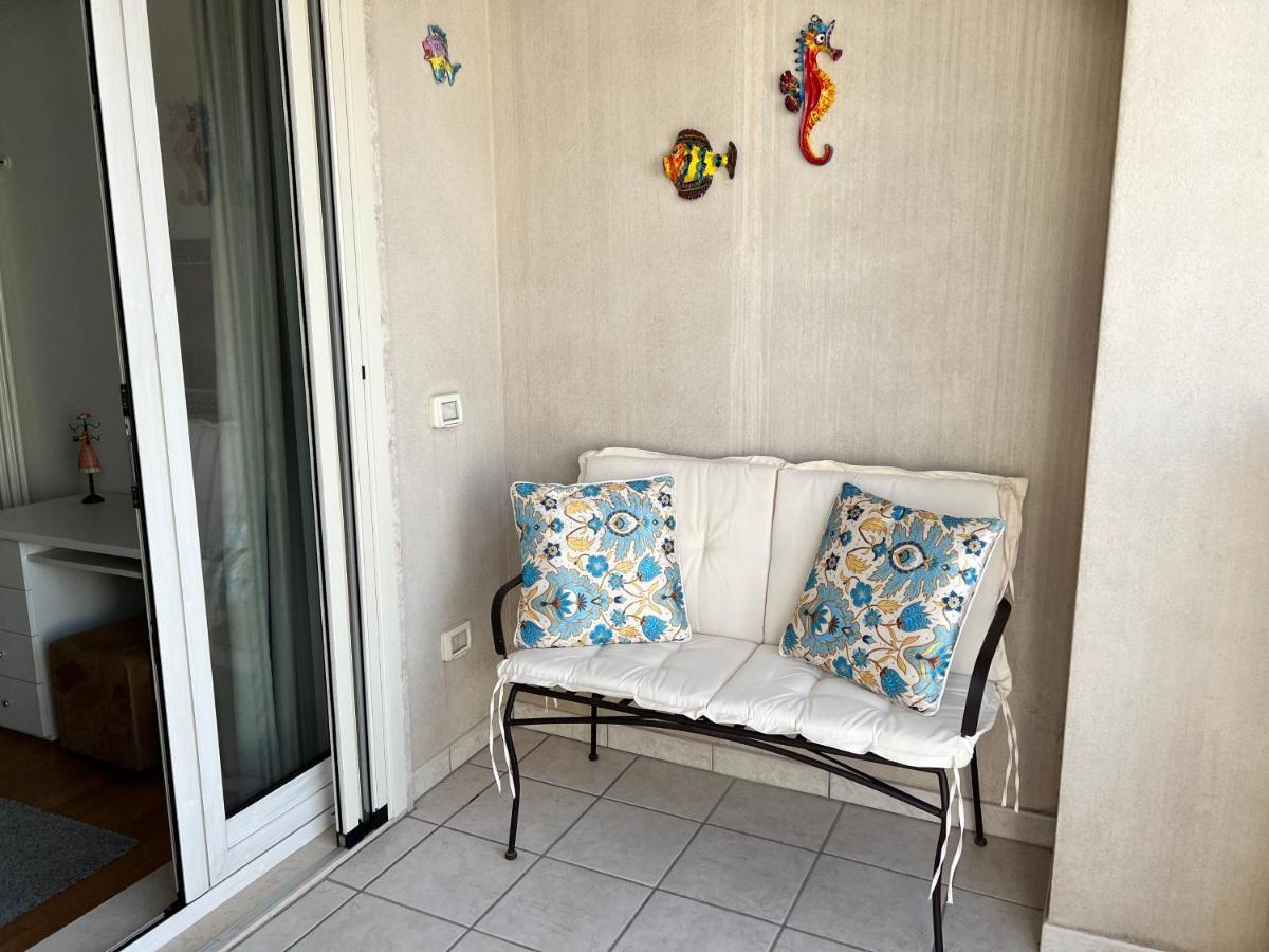 Вилла Donna Giulia Casa Vacanze Полиньяно-а-Маре Экстерьер фото