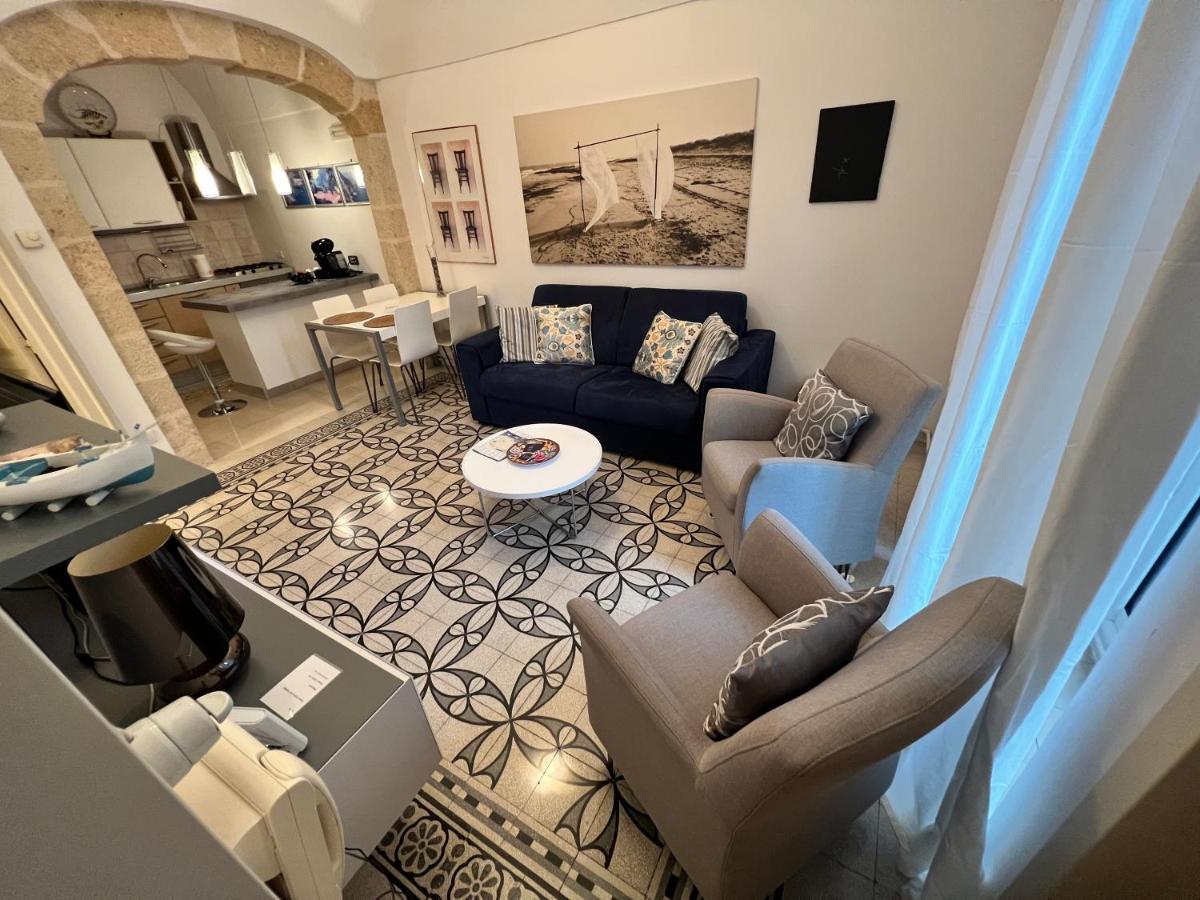 Вилла Donna Giulia Casa Vacanze Полиньяно-а-Маре Экстерьер фото